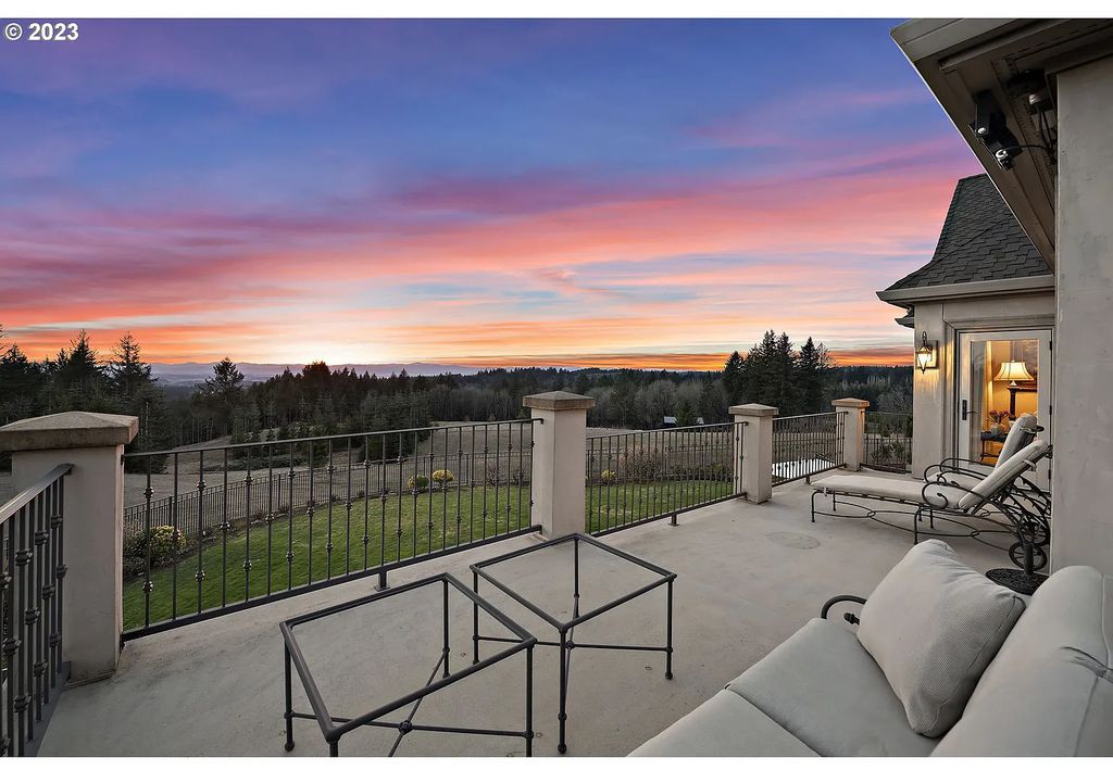 The Estate in Portland is a luxurious home featuring rich amenities, large living spaces and soaring ceilings to offer spectacular sunset and panoramic views now available for sale. This home located at 12955 NW Skyline Blvd, Portland, Oregon; offering 04 bedrooms and 05 bathrooms with 7,956 square feet of living spaces.