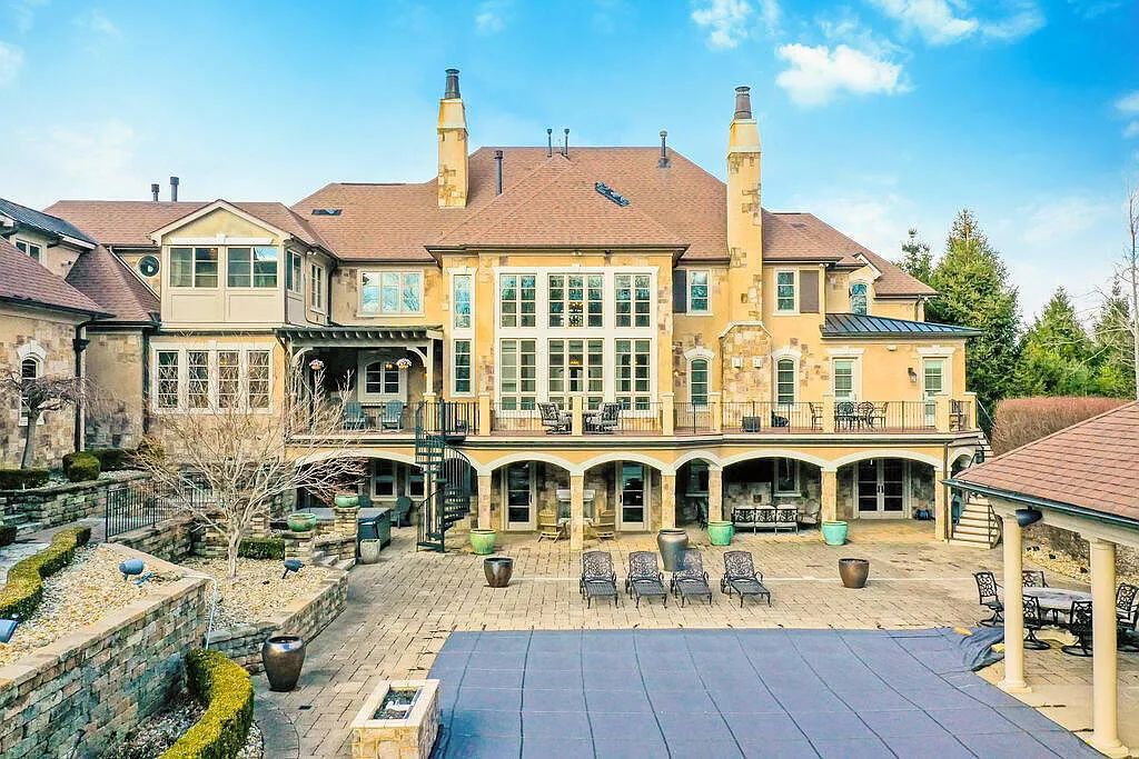 The Estate in Delaware is a luxurious home featuring architectural excellence and handcrafted details now available for sale. This home located at 1581 Woodland Hall Dr, Delaware, Ohio; offering 07 bedrooms and 11 bathrooms with 11,787 square feet of living spaces.