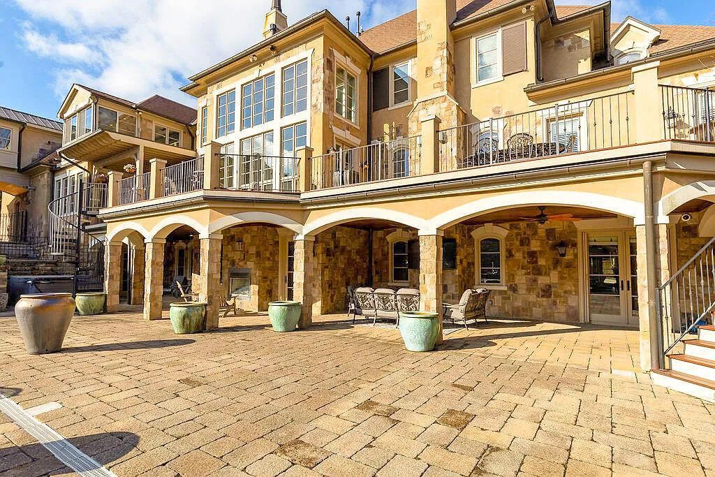 The Estate in Delaware is a luxurious home featuring architectural excellence and handcrafted details now available for sale. This home located at 1581 Woodland Hall Dr, Delaware, Ohio; offering 07 bedrooms and 11 bathrooms with 11,787 square feet of living spaces.