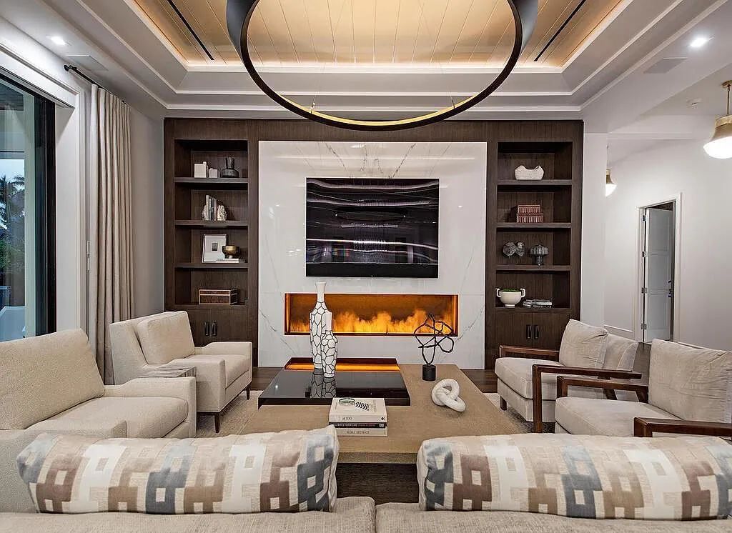 This stunning house located at 2060 Gordon Drive, Naples, Florida, is now available for sale. The newly completed residence is part of a unique, gated beachfront enclave consisting of nine homes, making it a highly coveted property.