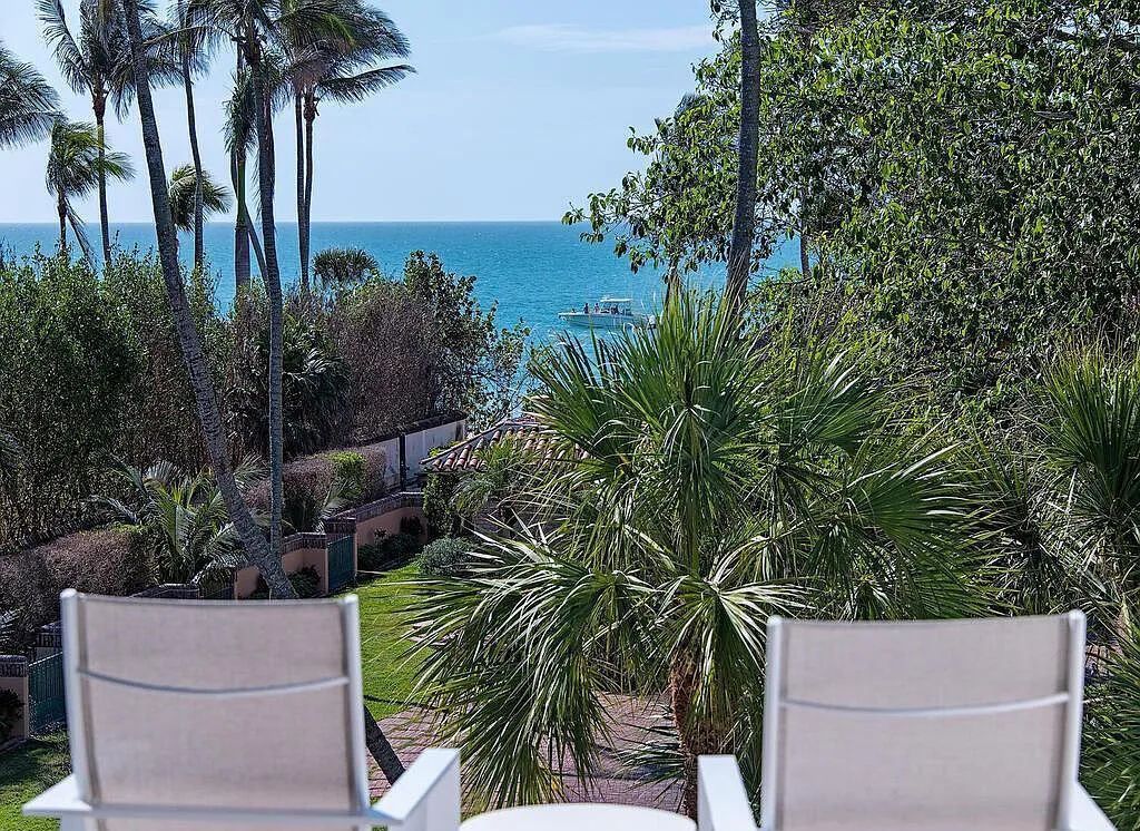 This stunning house located at 2060 Gordon Drive, Naples, Florida, is now available for sale. The newly completed residence is part of a unique, gated beachfront enclave consisting of nine homes, making it a highly coveted property.