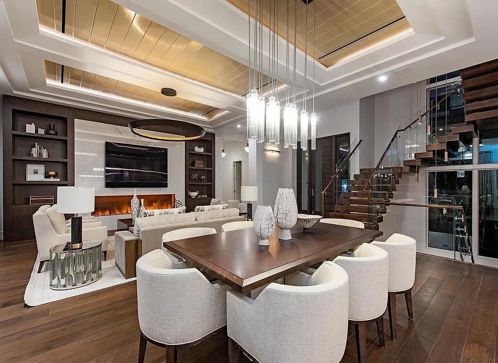 This stunning house located at 2060 Gordon Drive, Naples, Florida, is now available for sale. The newly completed residence is part of a unique, gated beachfront enclave consisting of nine homes, making it a highly coveted property.