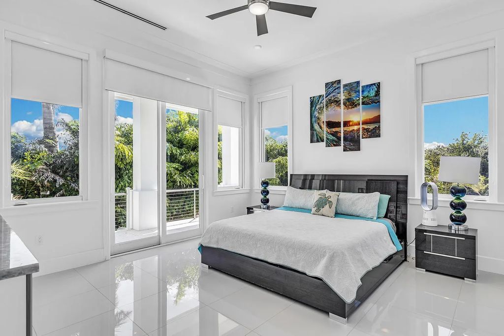 Stunning Beachfront Paradise in Marathon Florida with Private Beach and Dock is Offering at 13.895 Million 3