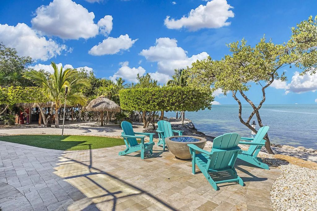 Stunning Beachfront Paradise in Marathon Florida with Private Beach and Dock is Offering at 13.895 Million 4