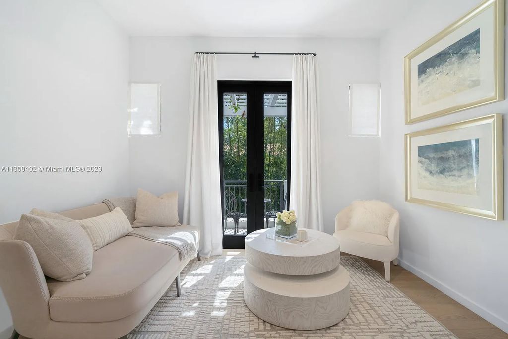 Welcome to 815 E Dilido Drive, Miami Beach, Florida, a stunning transitional home designed by Menin Design. This hme in Miami Beach boasts 6 bedrooms and 8 bathrooms, with a living space of 8,181 square feet, all situated on a spacious 0.31-acre lot. Built in 2006, this home is one of the most impressive properties on the Venetian, offering 107 feet of waterfront living.