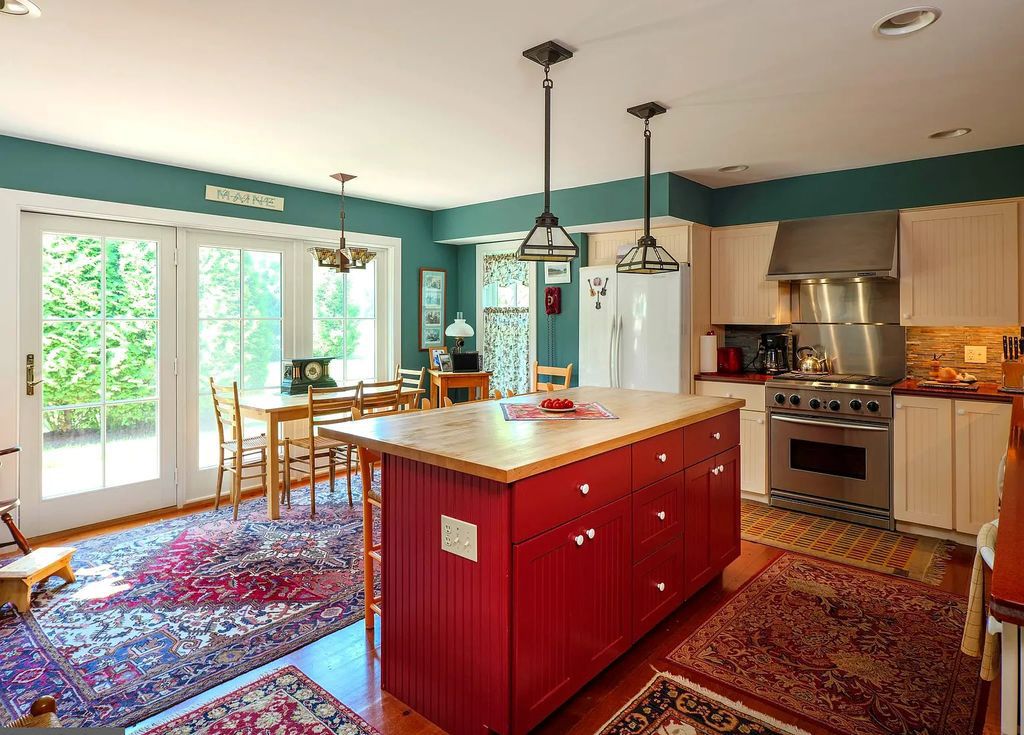 The Estate in Upper Black Eddy is a luxurious home undergone a dedicated, comprehensive and accurate restoration now available for sale. This home located at 1005 River Rd, Upper Black Eddy, Pennsylvania; offering 03 bedrooms and 03 bathrooms with 3,452 square feet of living spaces.
