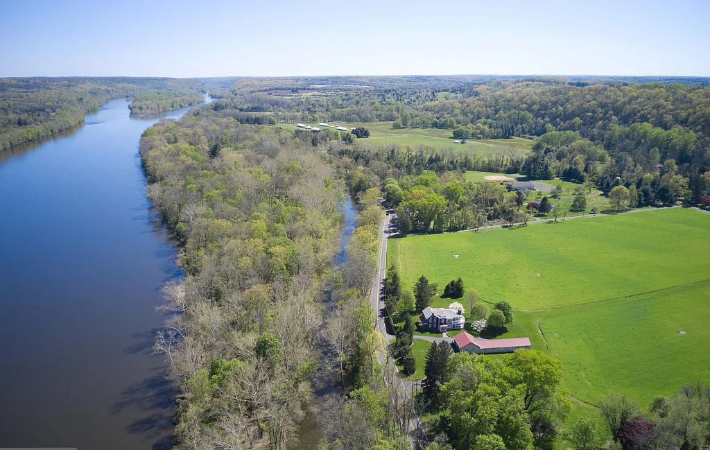 Surrounded by Fertile River Valley this 2.495M Farmhouse in Upper Black Eddy PA is Truly an Architectural Achievement 31