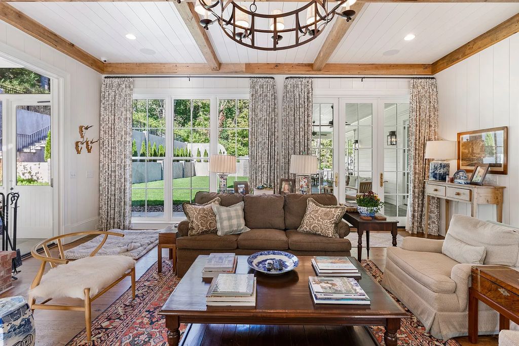 This $10M Beautiful Estate in Nashville, TN  Exudes all the Quintessential Graces and Charms