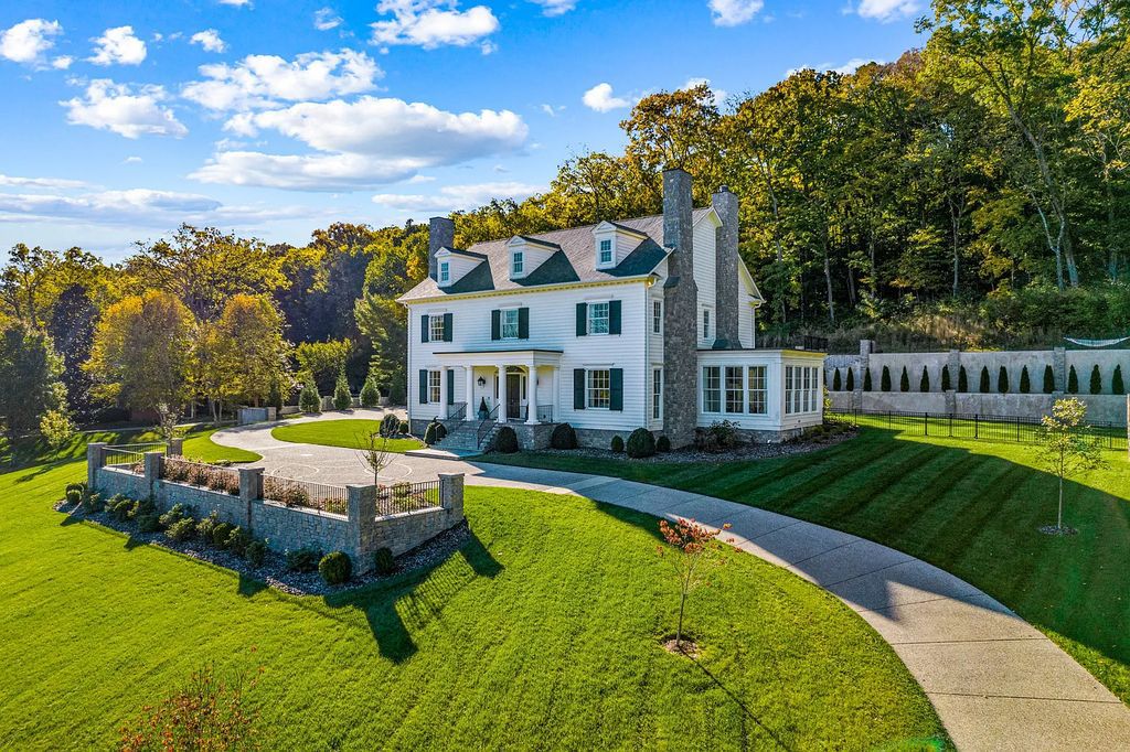 This $10M Beautiful Estate in Nashville, TN  Exudes all the Quintessential Graces and Charms