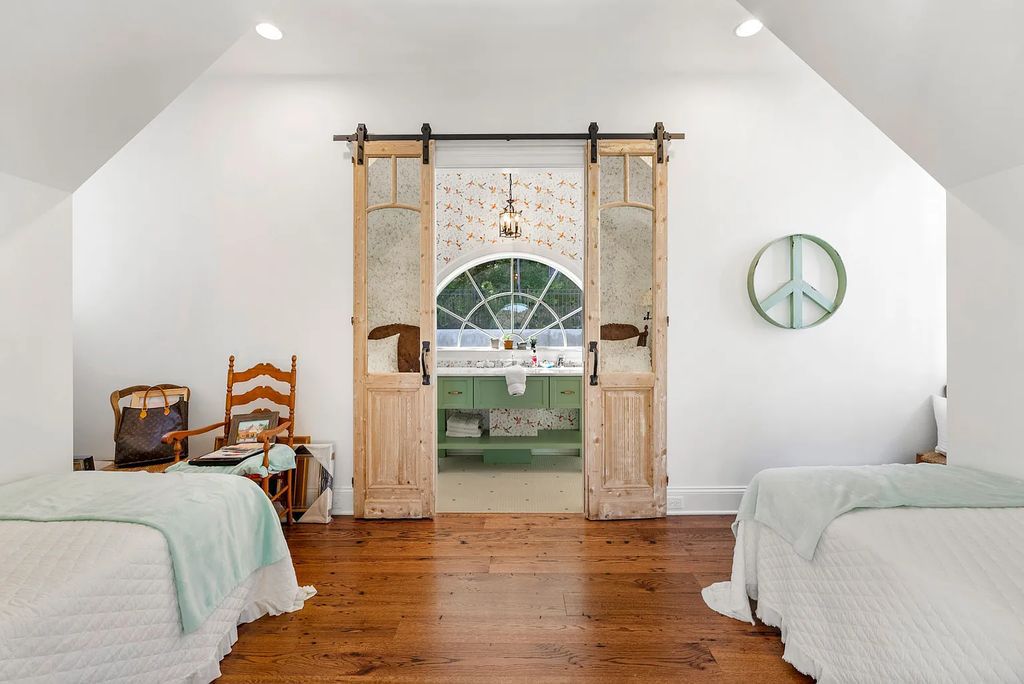 This $10M Beautiful Estate in Nashville, TN  Exudes all the Quintessential Graces and Charms