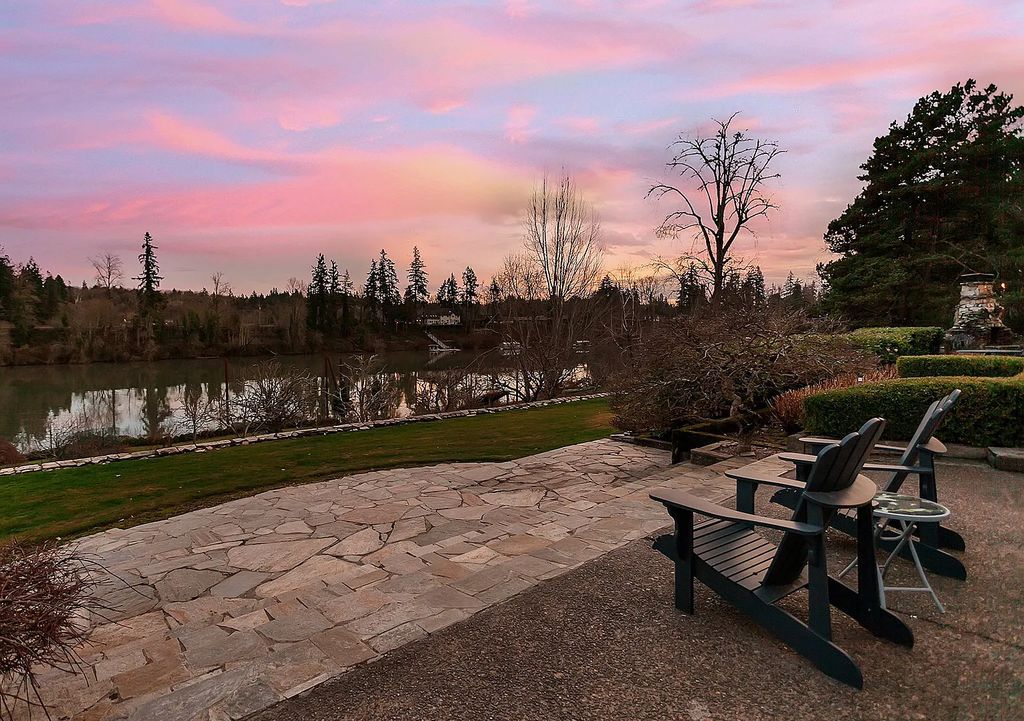 The Estate in Wilsonville is a luxurious home providing a secluded retreat yet with maximal river views now available for sale. This home located at 12300 SW Riverview Ln, Wilsonville, Oregon; offering 04 bedrooms and 04 bathrooms with 5,886 square feet of living spaces.