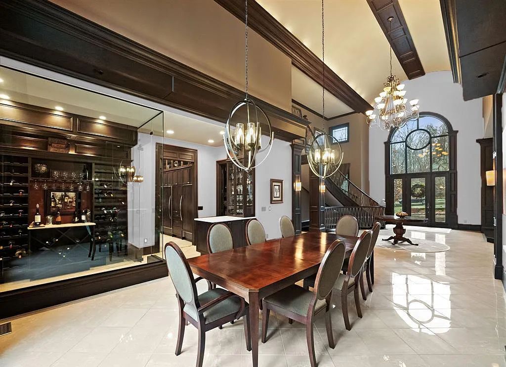 The Estate in Oakland is a luxurious home built for year-round entertaining and comfort with an open floor plan and multiple living areas now available for sale. This home located at 712 E Gunn Rd, Oakland, Michigan; offering 06 bedrooms and 09 bathrooms with 7,292 square feet of living spaces.