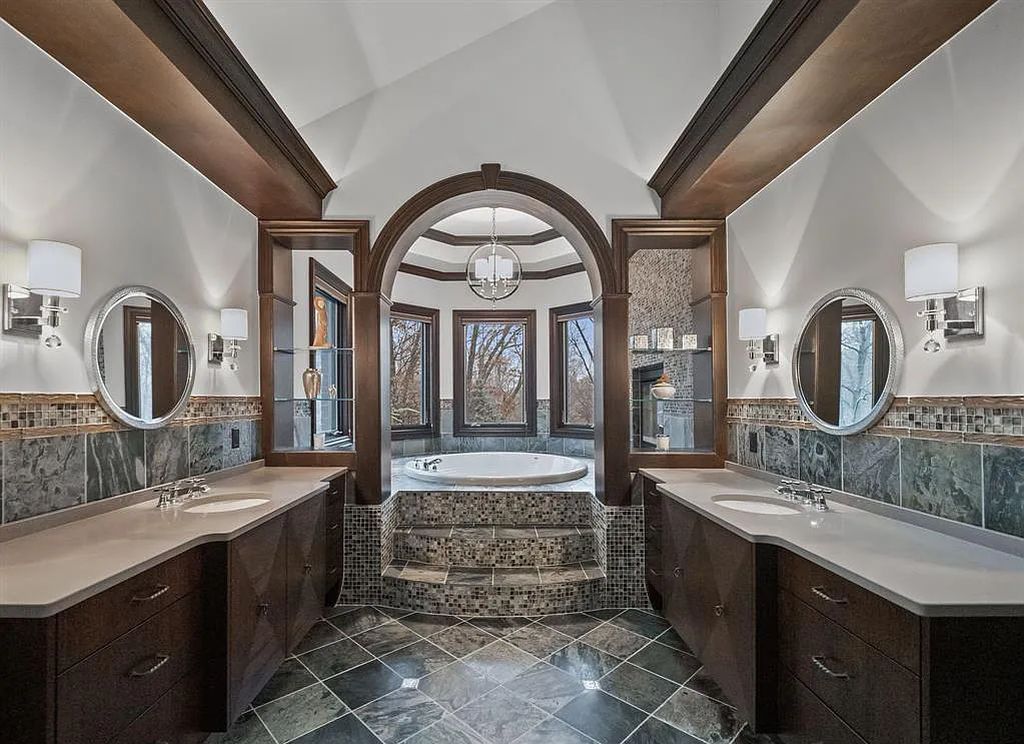 The Estate in Oakland is a luxurious home built for year-round entertaining and comfort with an open floor plan and multiple living areas now available for sale. This home located at 712 E Gunn Rd, Oakland, Michigan; offering 06 bedrooms and 09 bathrooms with 7,292 square feet of living spaces.