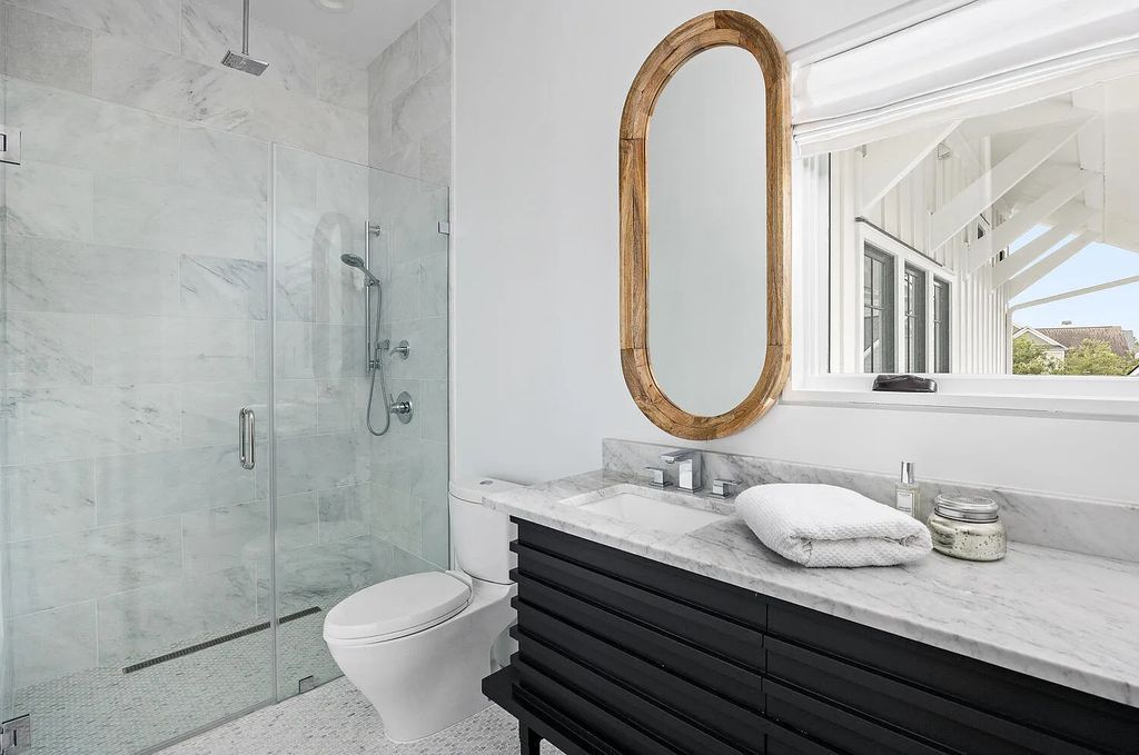 The Estate in Daniel Island is a luxurious home newly renovated with incomparable features and finishes now available for sale. This home located at 181 River Green Pl, Daniel Island, South Carolina; offering 05 bedrooms and 06 bathrooms with 4,432 square feet of living spaces.