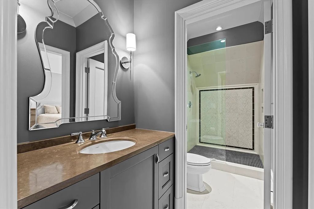 The House in Charlotte is a luxurious home consist of high-end custom features throughout, now available for sale. This home located at 3338 Leamington Ln, Charlotte, North Carolina
