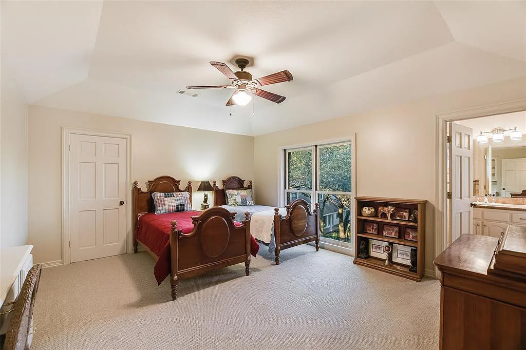 2704 Berenson Ln Austin TX 78746 1