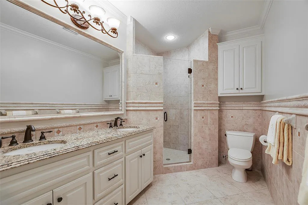 2704 Berenson Ln Austin TX 78746 4