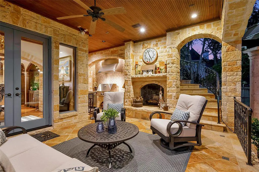 3207 Acorn Wood Way Houston TX 77059 18