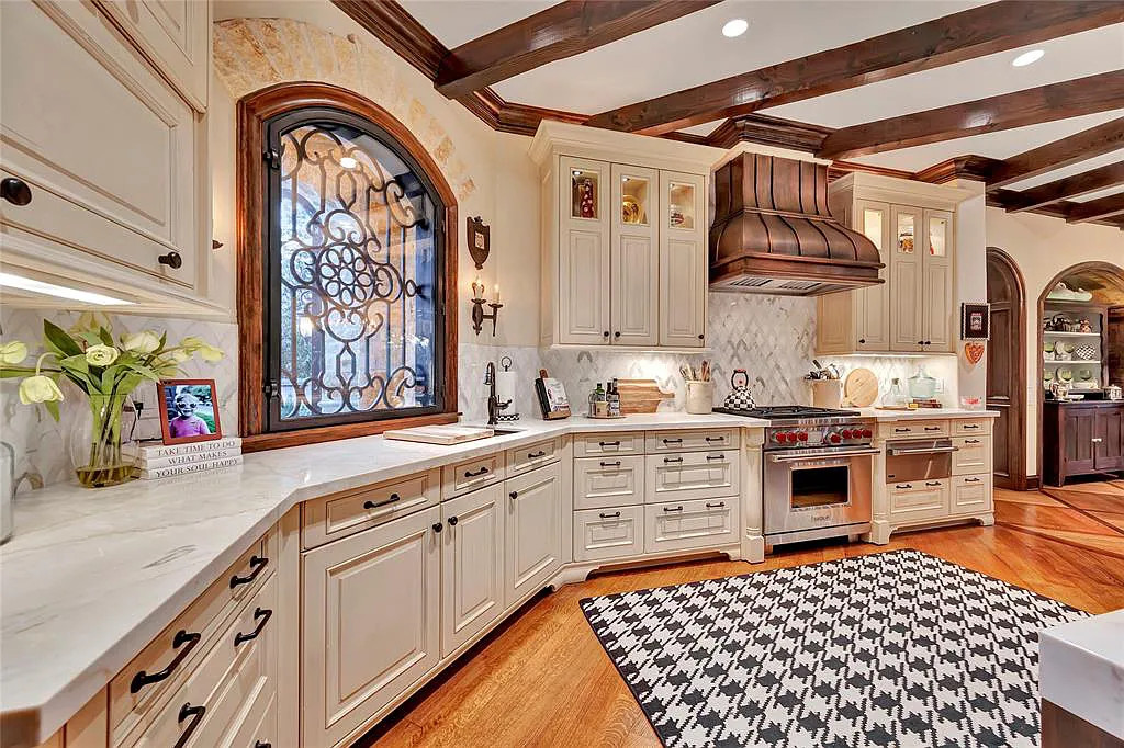 3207 Acorn Wood Way Houston TX 77059 9