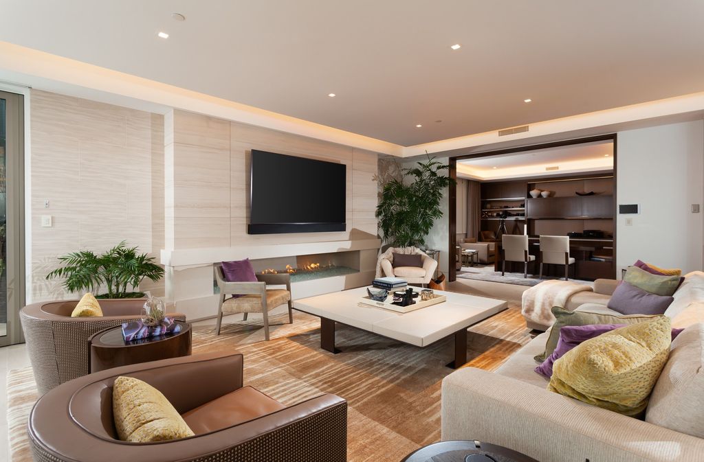 7 Strand Beach Drive in Dana Point, CA is an exquisite property that boasts breathtaking Pacific Ocean views, unparalleled contemporary architecture, and a prime location at The Strand at Headlands. Built in 2018 by Brown Brothers Construction, this modern custom showplace features approximately 9,630 square feet of living space, six ensuite bedrooms, and seven-and-a-half baths, including two primary suites and a junior suite on the top level.