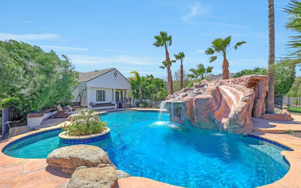 8312 N 50th St Paradise Valley AZ 85253 12