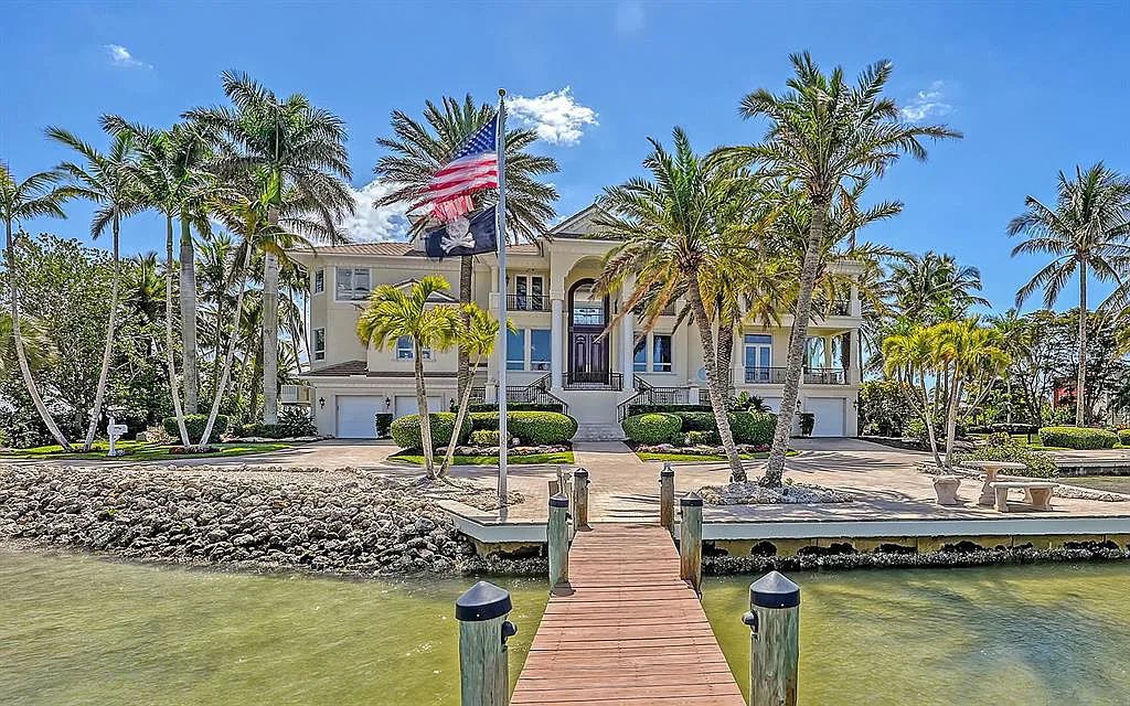 Welcome to a stunning Siesta Key coastal home 1414 Point Crisp Road, Sarasota, Florida with 360-degree bay views and 546 feet of waterfront on Little Sarasota Bay. This 6-bed, 9-bath home boasts 7,162 sqft of living space on 1.22 acres of land.