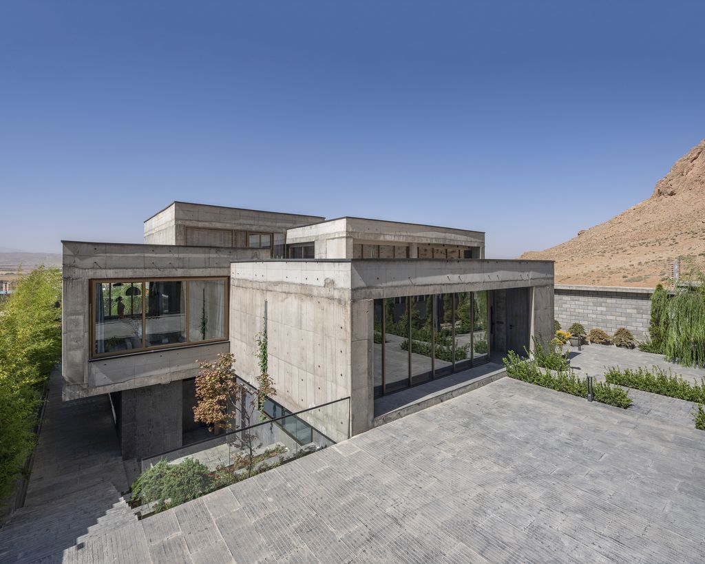 Bagh Shahr Villa, Prominent Home on Slope in Iran by Experience Studio