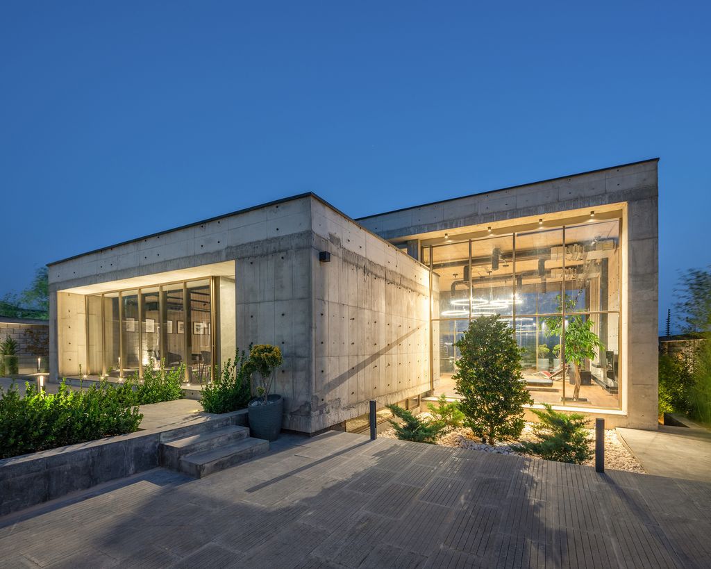 Bagh Shahr Villa, Prominent Home on Slope in Iran by Experience Studio