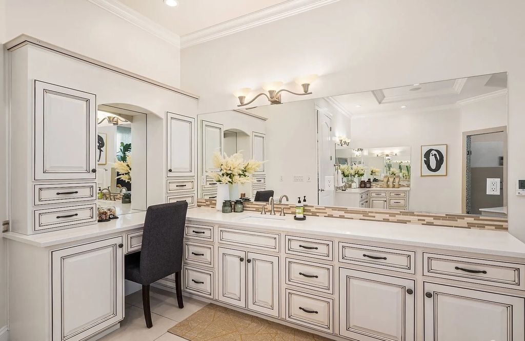 Exceptional Des Moines, WA Residence: A Private Oasis with Stunning Views, Timeless Style, and a Price of $2.995M