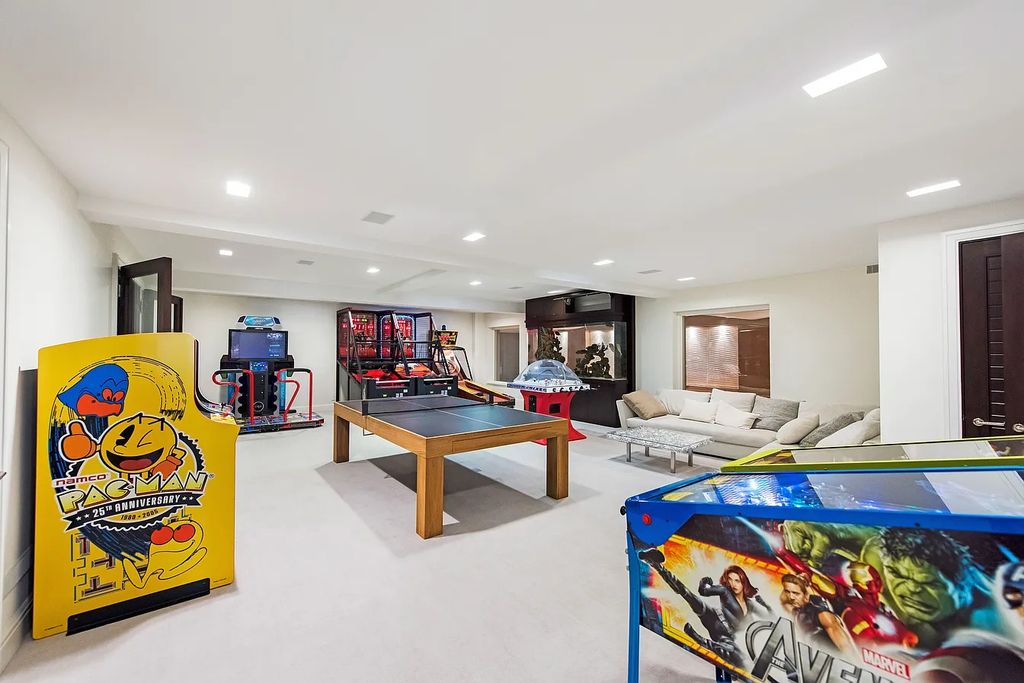Exquisite Resort-like Estate with Unbeatable Bay Views in Water Mill, NY Now Available at $59.5M