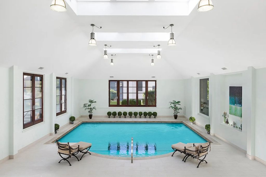 Exquisite Resort-like Estate with Unbeatable Bay Views in Water Mill, NY Now Available at $59.5M