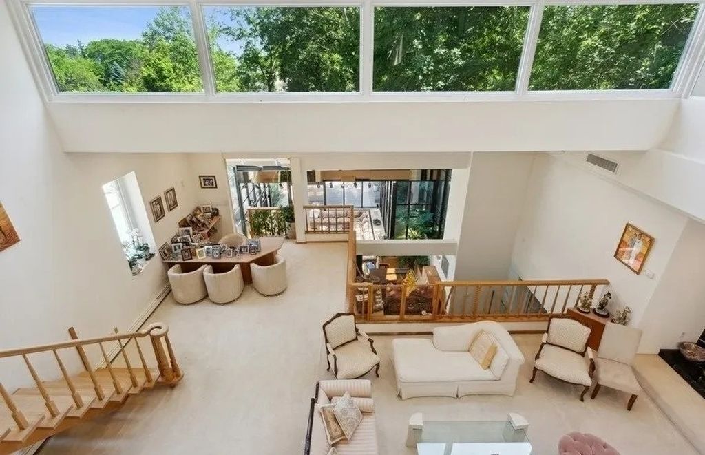Live in Splendor: Exceptional Mansion for Sale in Hewlett Bay Park, NY at $3.65M - Your Gateway to Luxurious Living