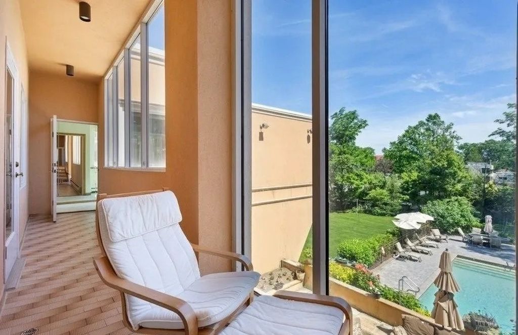 Live in Splendor: Exceptional Mansion for Sale in Hewlett Bay Park, NY at $3.65M - Your Gateway to Luxurious Living