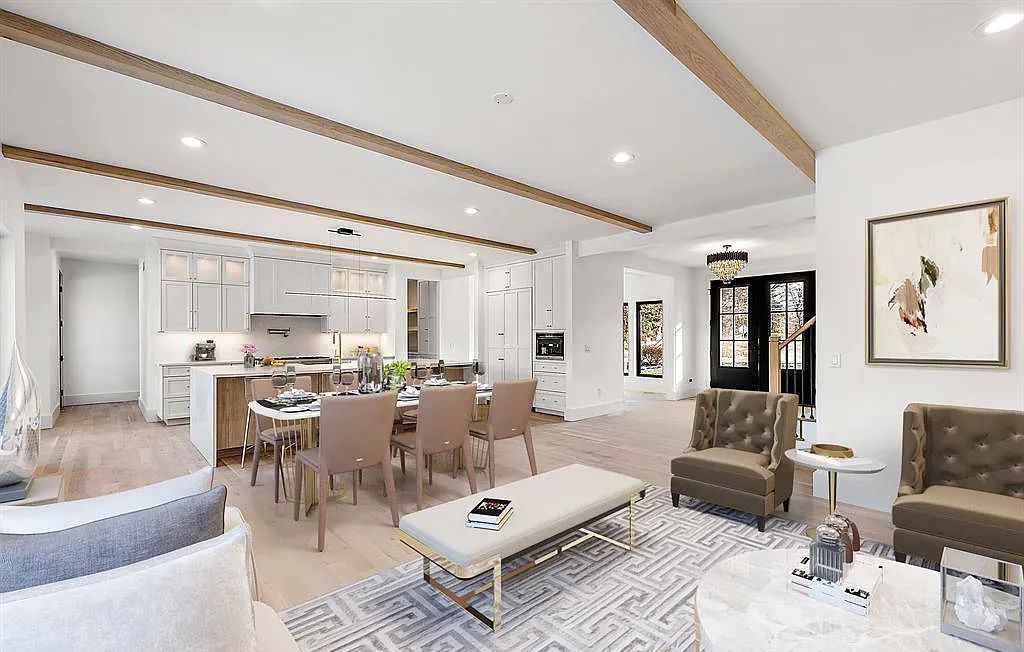 Live in Style: Beautifully Designed Waterfront Home in Bloomfield Hills, MI on Market for $2,350,000