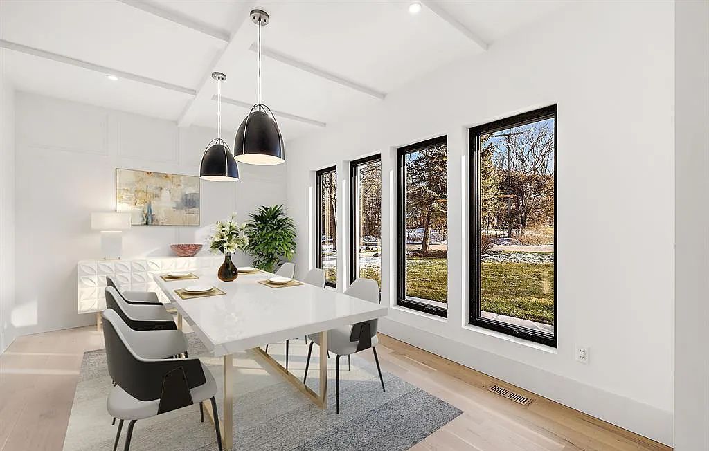 Live in Style: Beautifully Designed Waterfront Home in Bloomfield Hills, MI on Market for $2,350,000