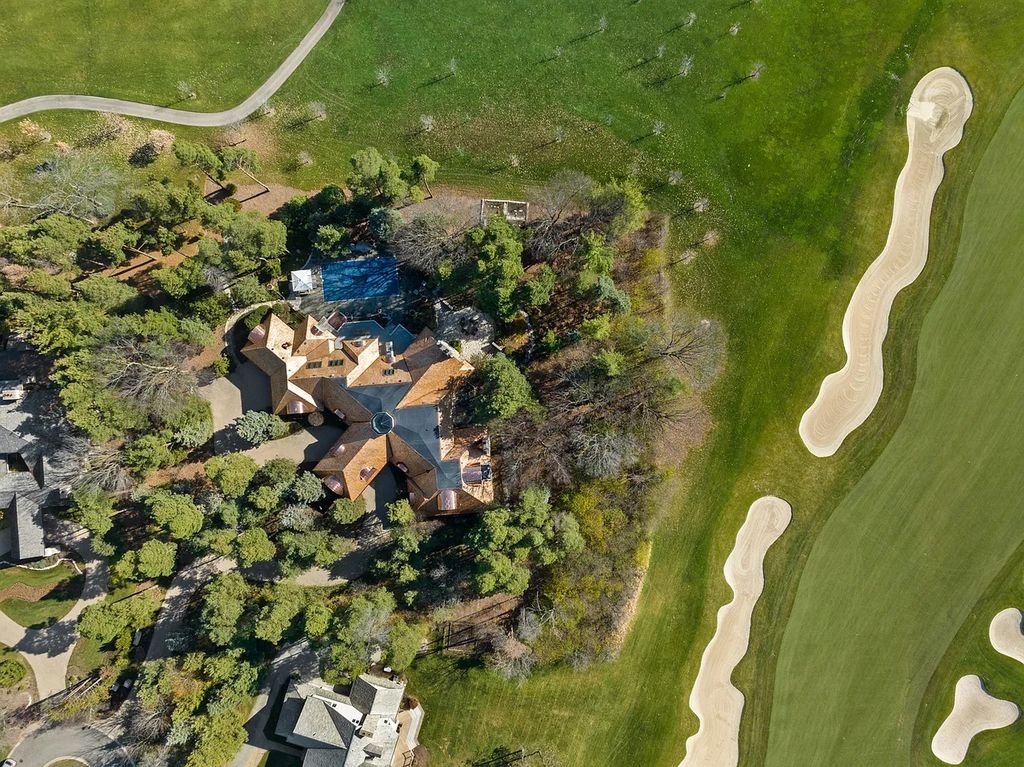 Magnificent $3.579M Residence in North Barrington, IL Offers Enchanting Entertainment Spaces and a Peaceful Sanctuary for Relaxation