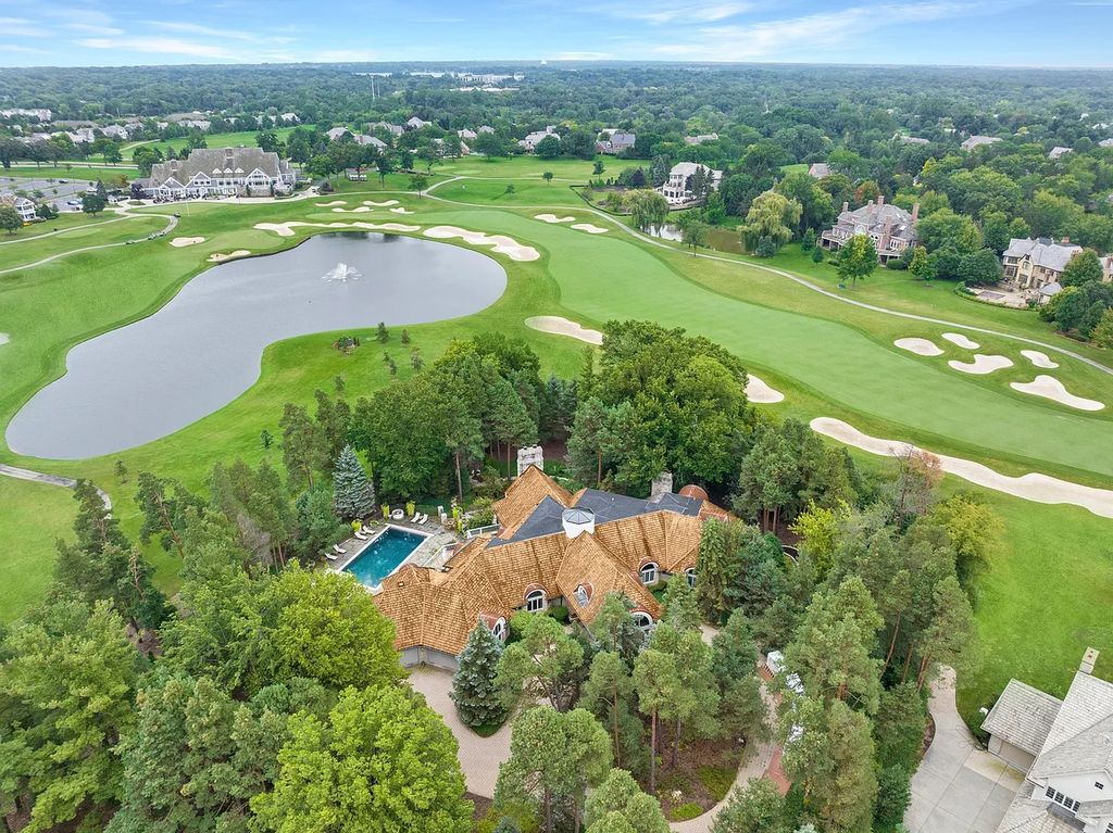 Magnificent $3.579M Residence in North Barrington, IL Offers Enchanting Entertainment Spaces and a Peaceful Sanctuary for Relaxation