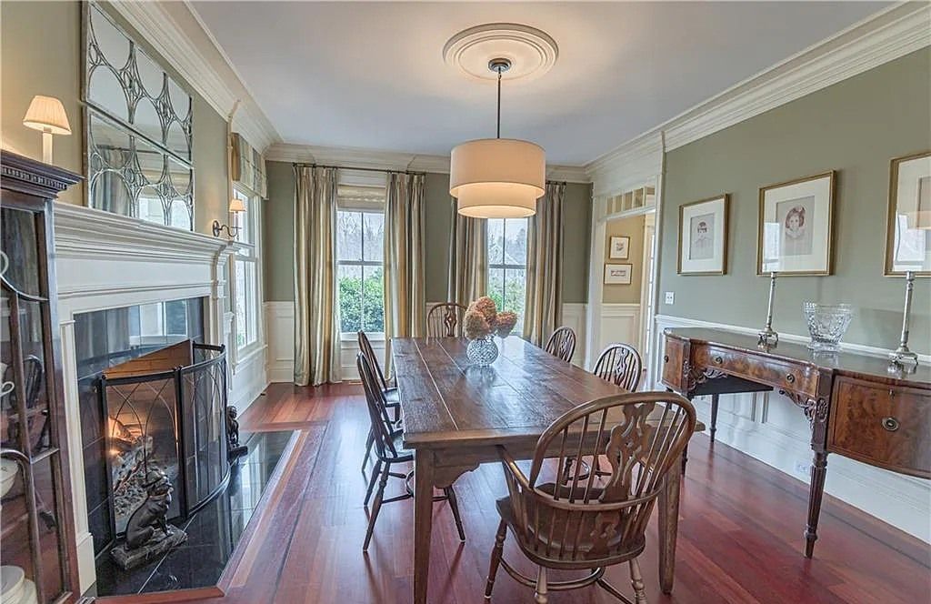 Magnificent Colonial-Style Residence in Ridgefield, CT with a Resort-Like Ambience for Sale at $2.895M