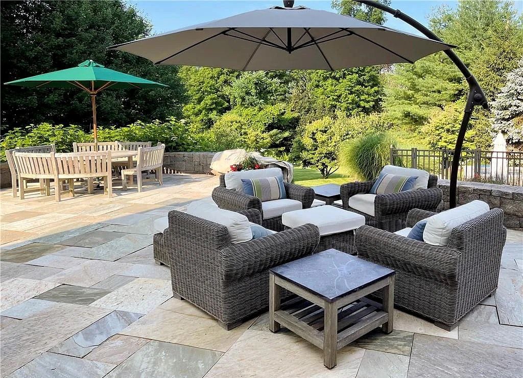 Magnificent Colonial-Style Residence in Ridgefield, CT with a Resort-Like Ambience for Sale at $2.895M