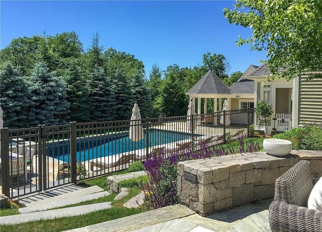 Magnificent Colonial-Style Residence in Ridgefield, CT with a Resort-Like Ambience for Sale at $2.895M