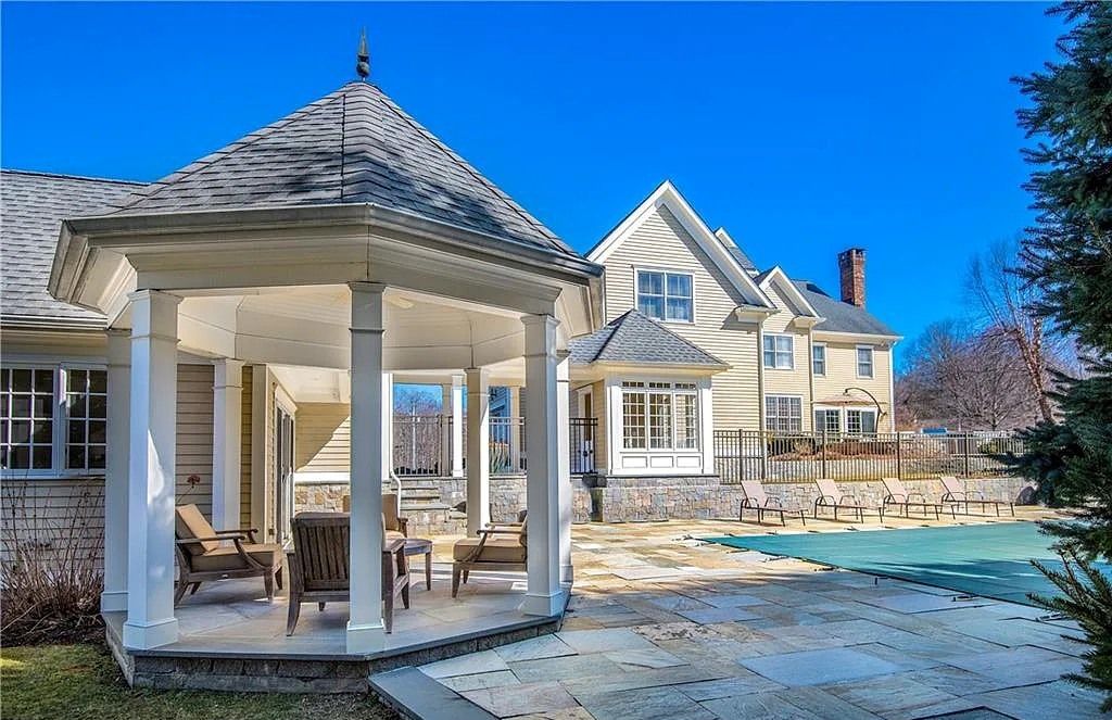 Magnificent Colonial-Style Residence in Ridgefield, CT with a Resort-Like Ambience for Sale at $2.895M