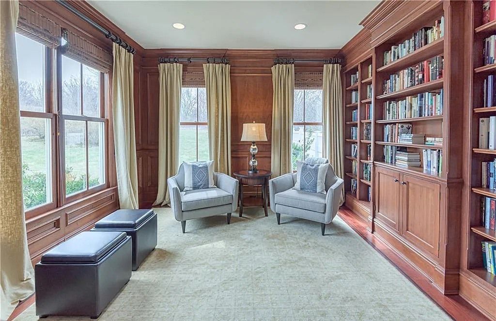 Magnificent Colonial-Style Residence in Ridgefield, CT with a Resort-Like Ambience for Sale at $2.895M