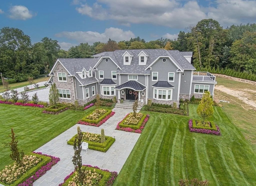 Mannetto Hill Manor! Magnificent Luxury Estate   in Huntington, NY for Sale at $5.971M, Overflowing with Elegant Amenities