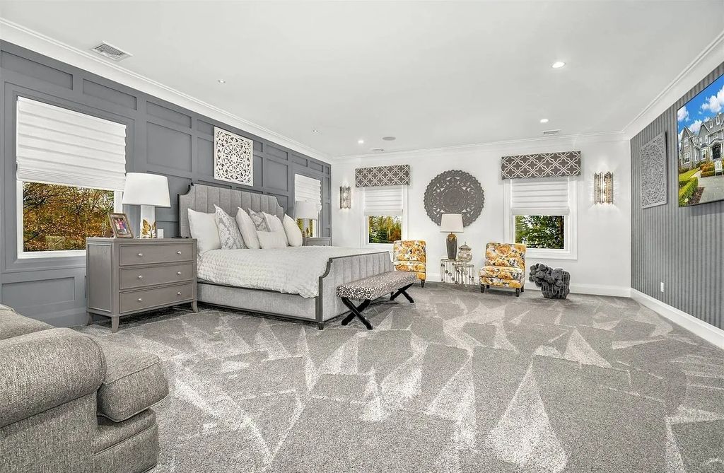 Mannetto Hill Manor! Magnificent Luxury Estate   in Huntington, NY for Sale at $5.971M, Overflowing with Elegant Amenities
