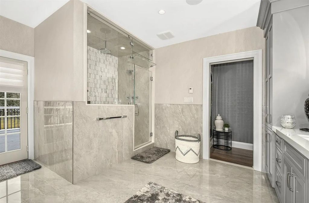 Mannetto Hill Manor! Magnificent Luxury Estate   in Huntington, NY for Sale at $5.971M, Overflowing with Elegant Amenities