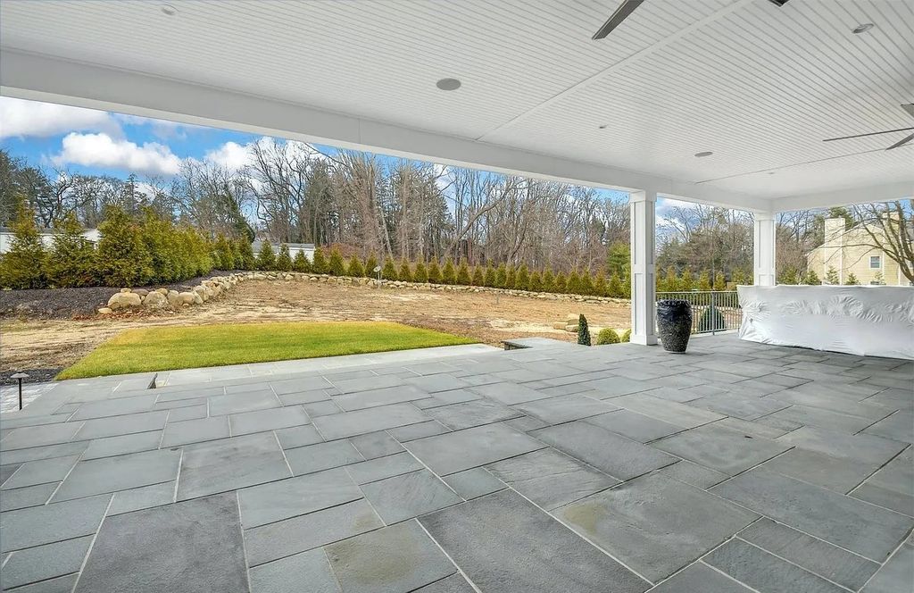 Mannetto Hill Manor! Magnificent Luxury Estate   in Huntington, NY for Sale at $5.971M, Overflowing with Elegant Amenities