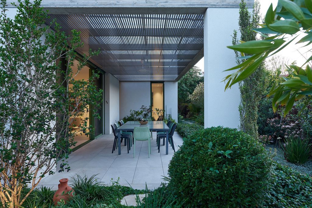 N.M House No.4 in Israel Features Open Plan by Daniel Arev Architecture