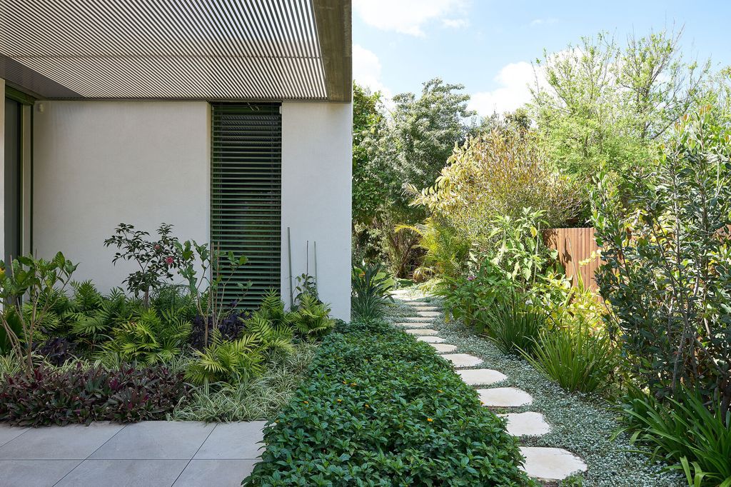 N.M House No.4 in Israel Features Open Plan by Daniel Arev Architecture