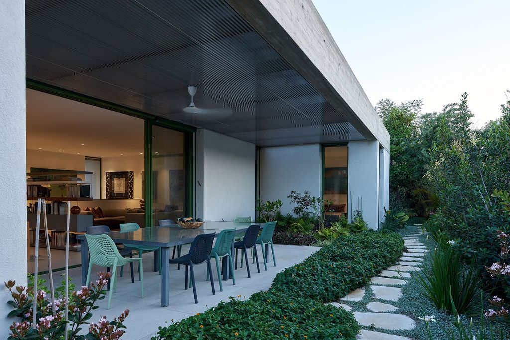 N.M House No.4 in Israel Features Open Plan by Daniel Arev Architecture