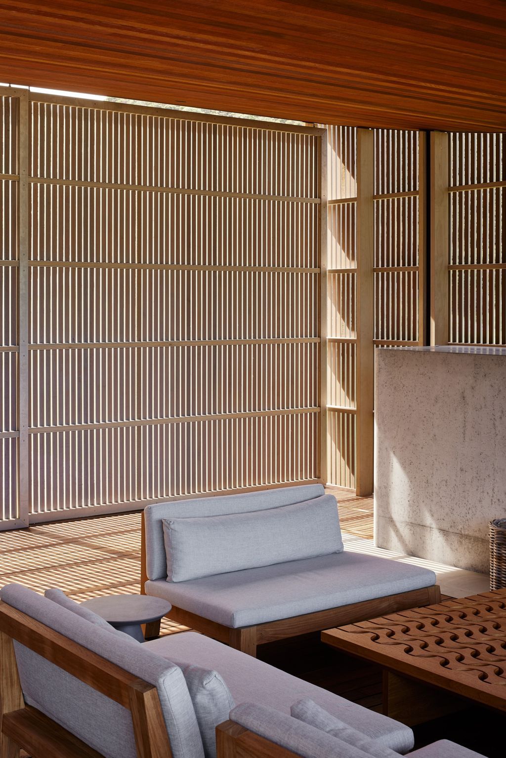 Omata Beach House offers breathtaking ocean views by Herbst Architects